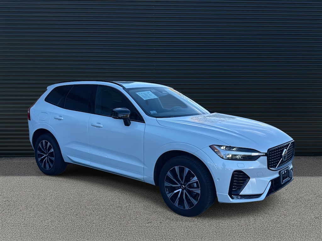Used 2025 Volvo XC60 Plus B5 AWD Plus