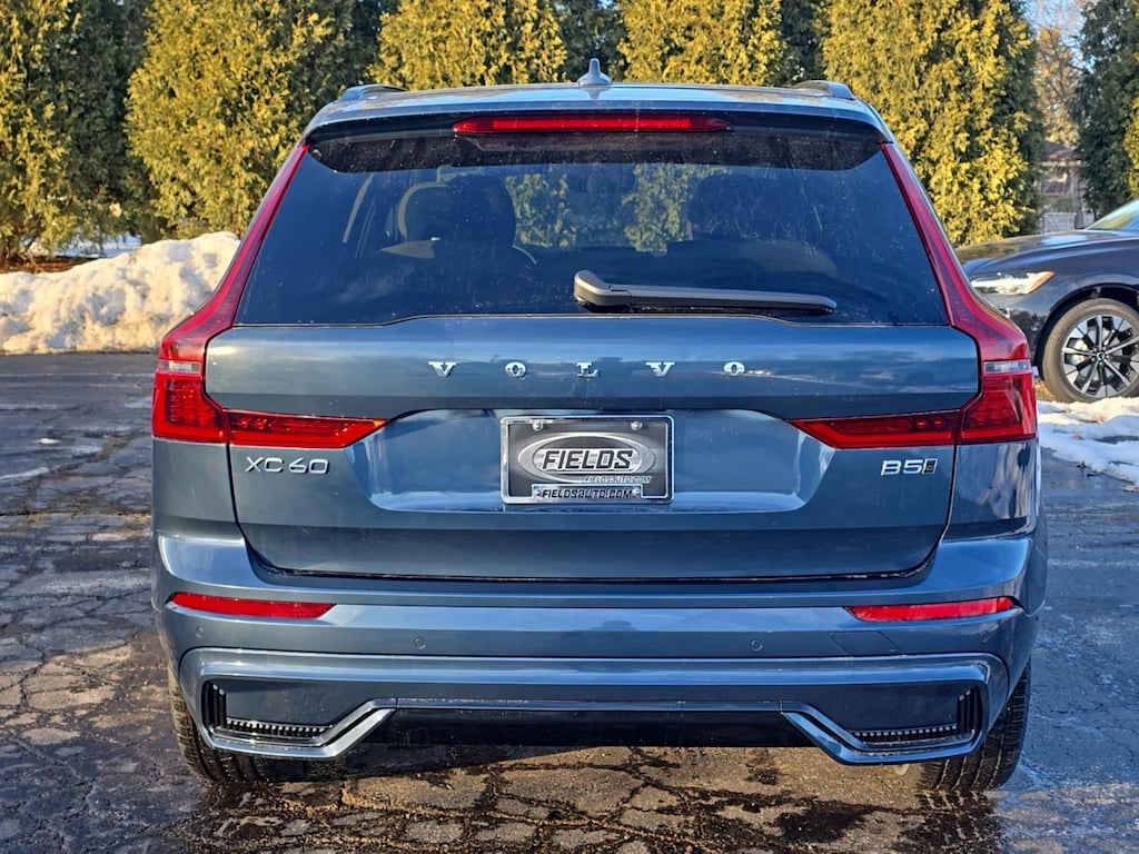 New 2026 Volvo XC60 B5 Plus SUV