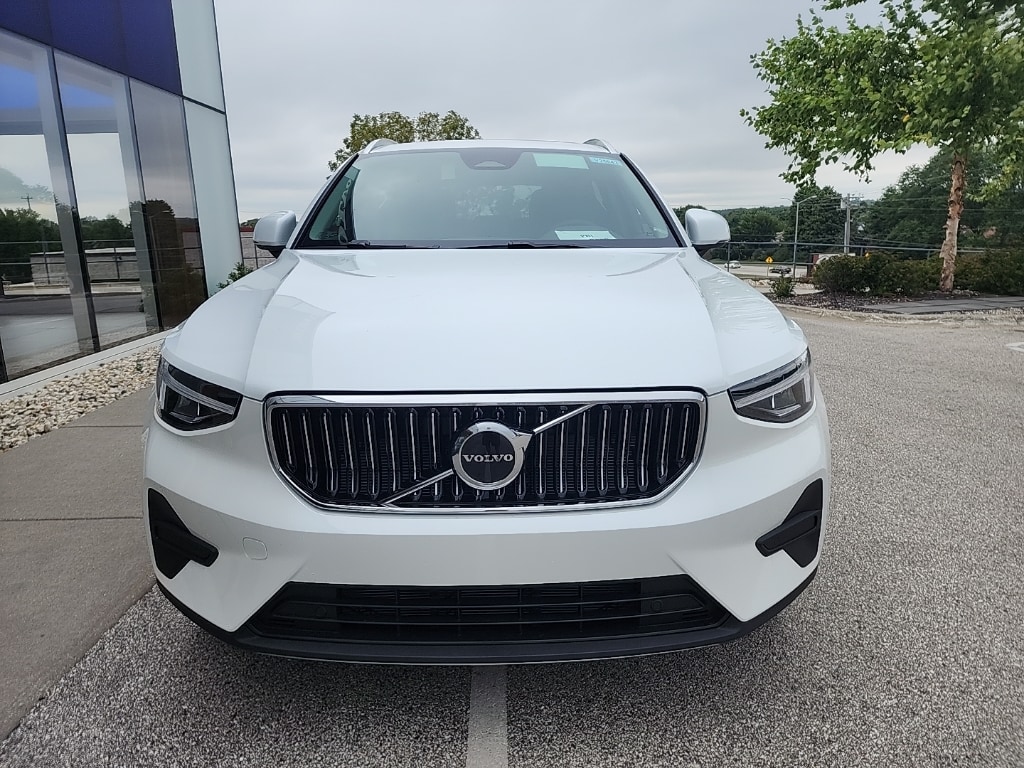 Certified 2025 Volvo XC40 Core with VIN YV4L12UJ6S2477271 for sale in Glencoe, IL