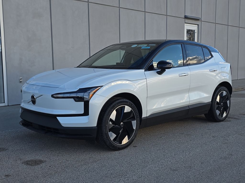 2026 Volvo EX30 Twin Motor Performance Plus's photo
