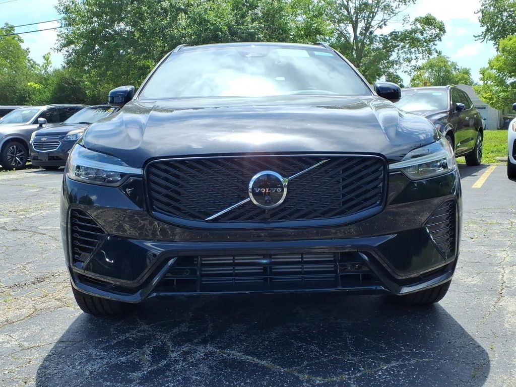 New 2026 Volvo XC60 plug-in hybrid T8 Plus SUV