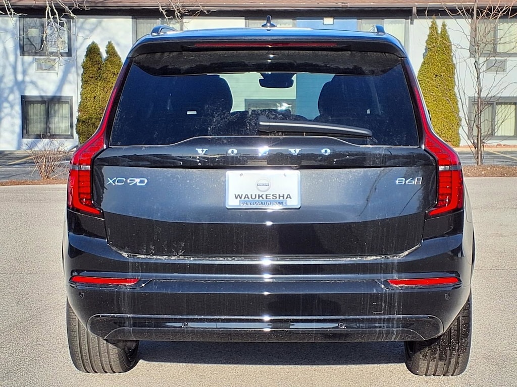 New 2026 Volvo XC90 B6 Ultra Dark Theme 7-Seater SUV