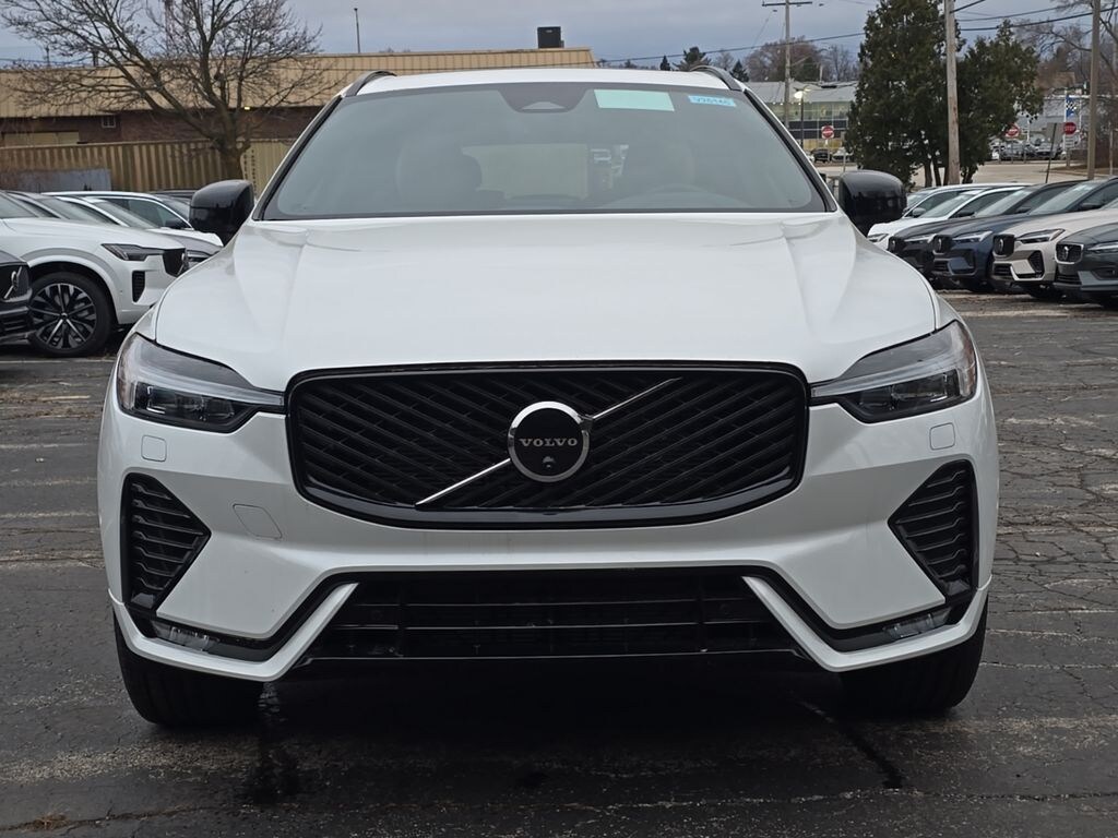 New 2026 Volvo XC60 B5 Plus SUV