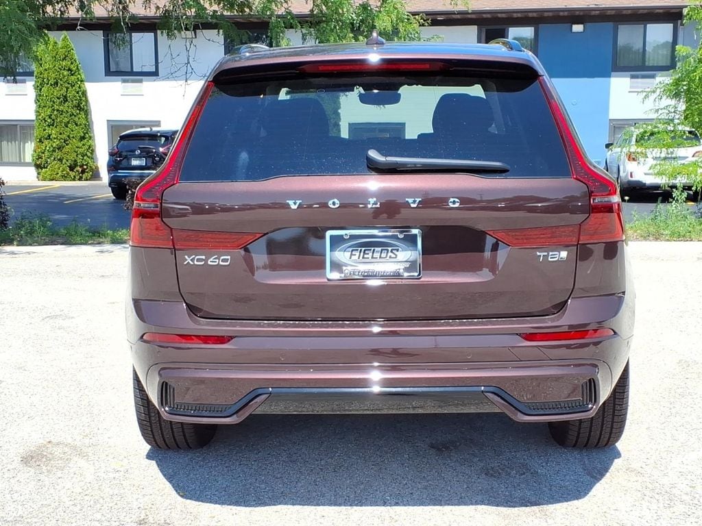 New 2026 Volvo XC60 plug-in hybrid T8 Ultra SUV