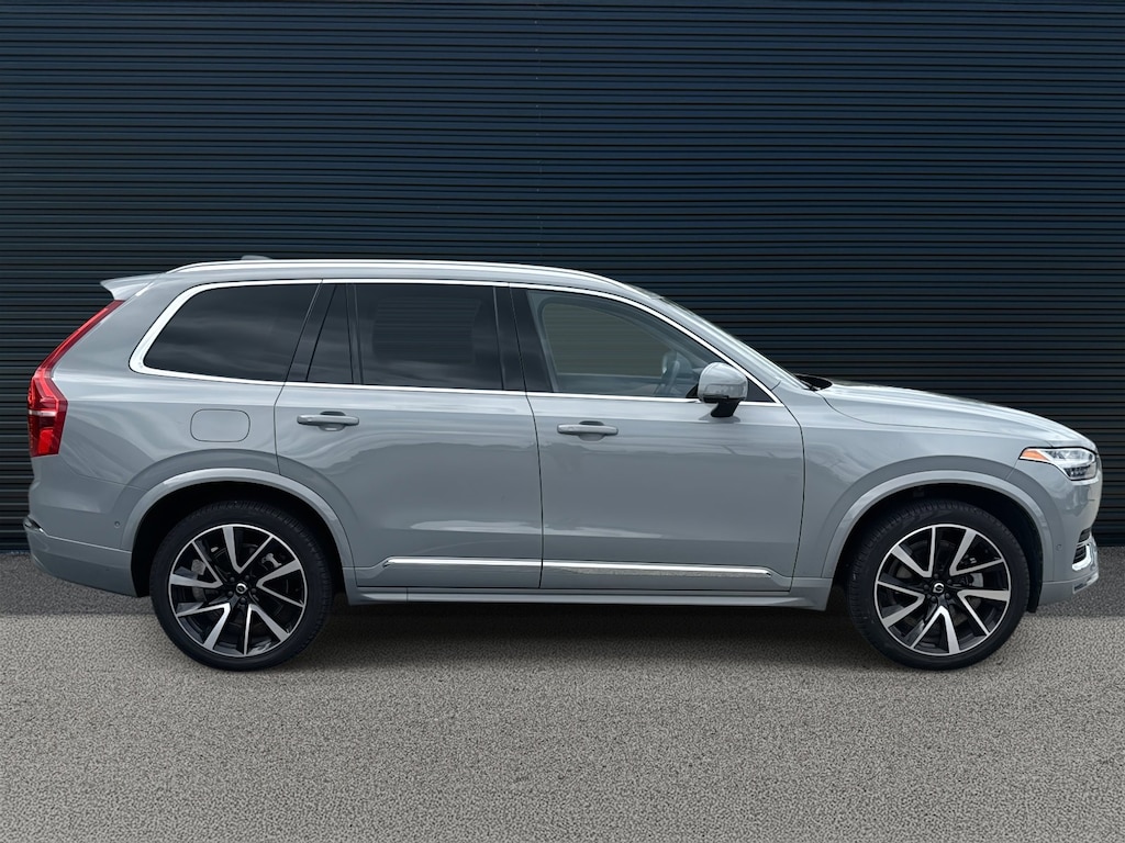 Certified 2024 Volvo XC90 Plus Bright Theme B6 AWD Plus Bright Theme 7P