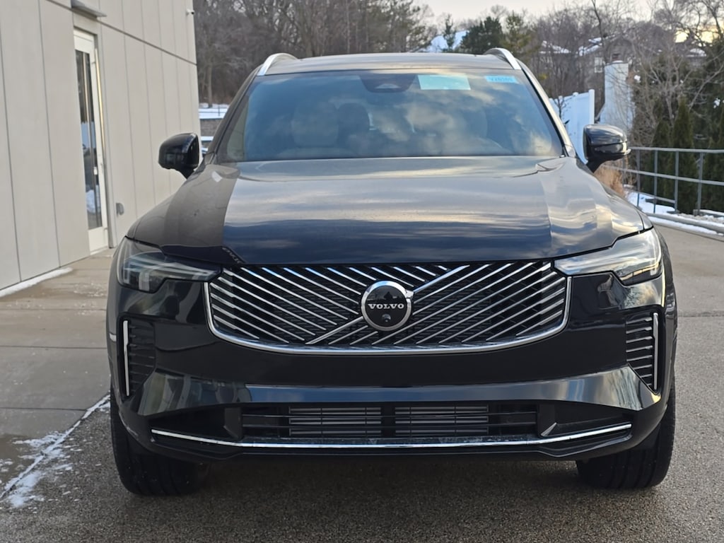 New 2026 Volvo XC90 plug-in hybrid T8 Plus 7-Seater SUV