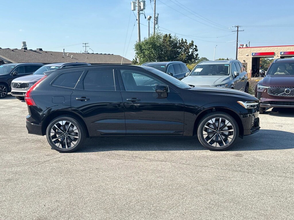 New 2026 Volvo XC60 B5 Plus SUV
