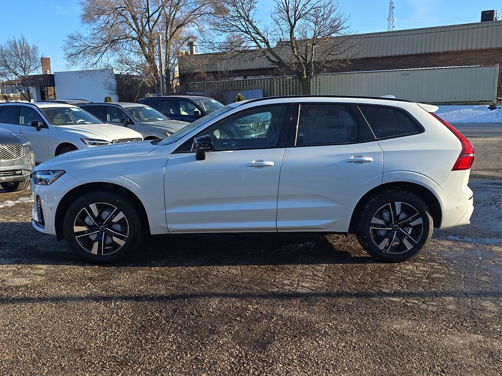 New 2026 Volvo XC60 B5 Plus SUV