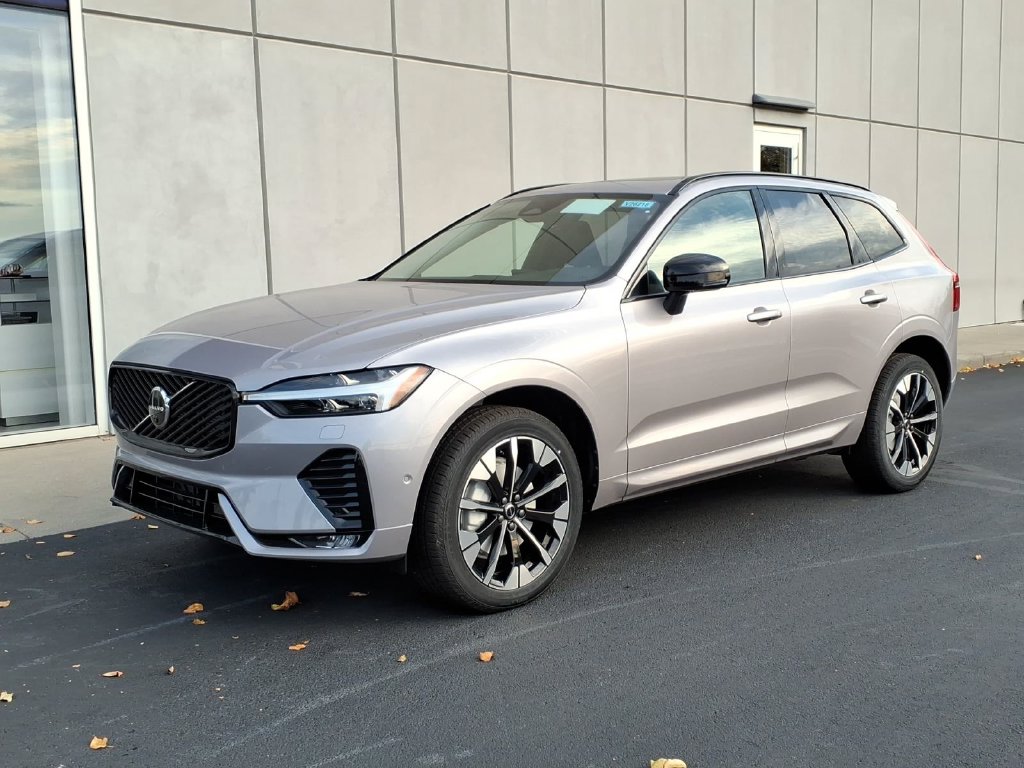 New 2026 Volvo XC60 B5 Plus SUV