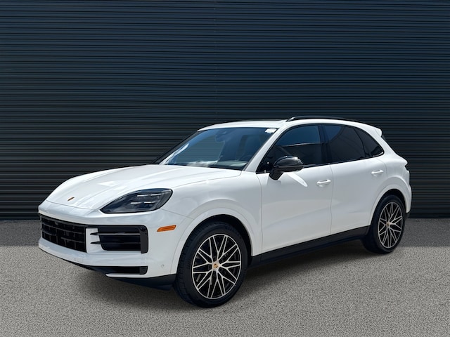Featured used 2024 Porsche Cayenne AWD for sale in Waukesha, WI