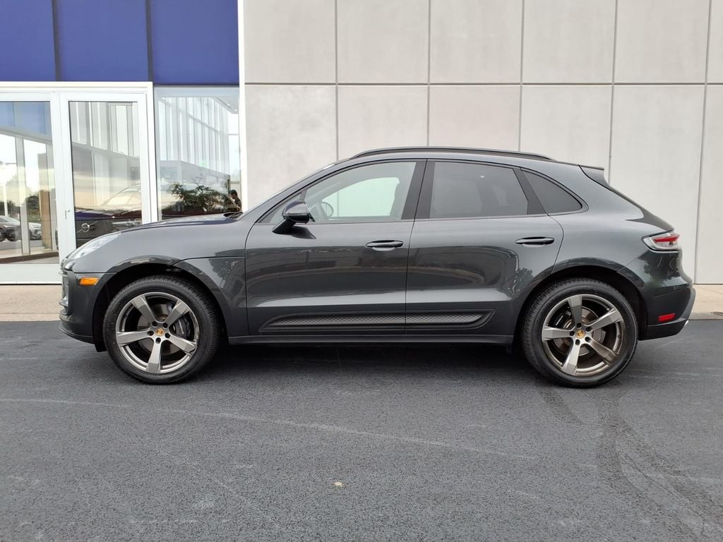 Used 2022 Porsche Macan Base SUV