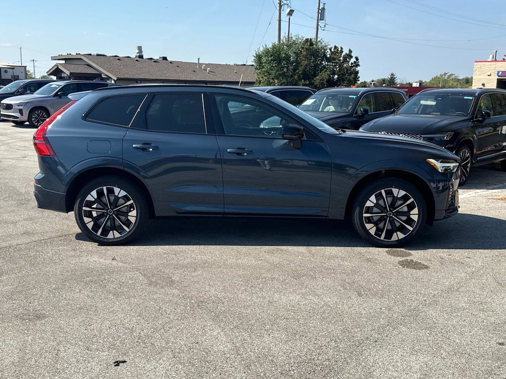 New 2026 Volvo XC60 B5 Plus SUV