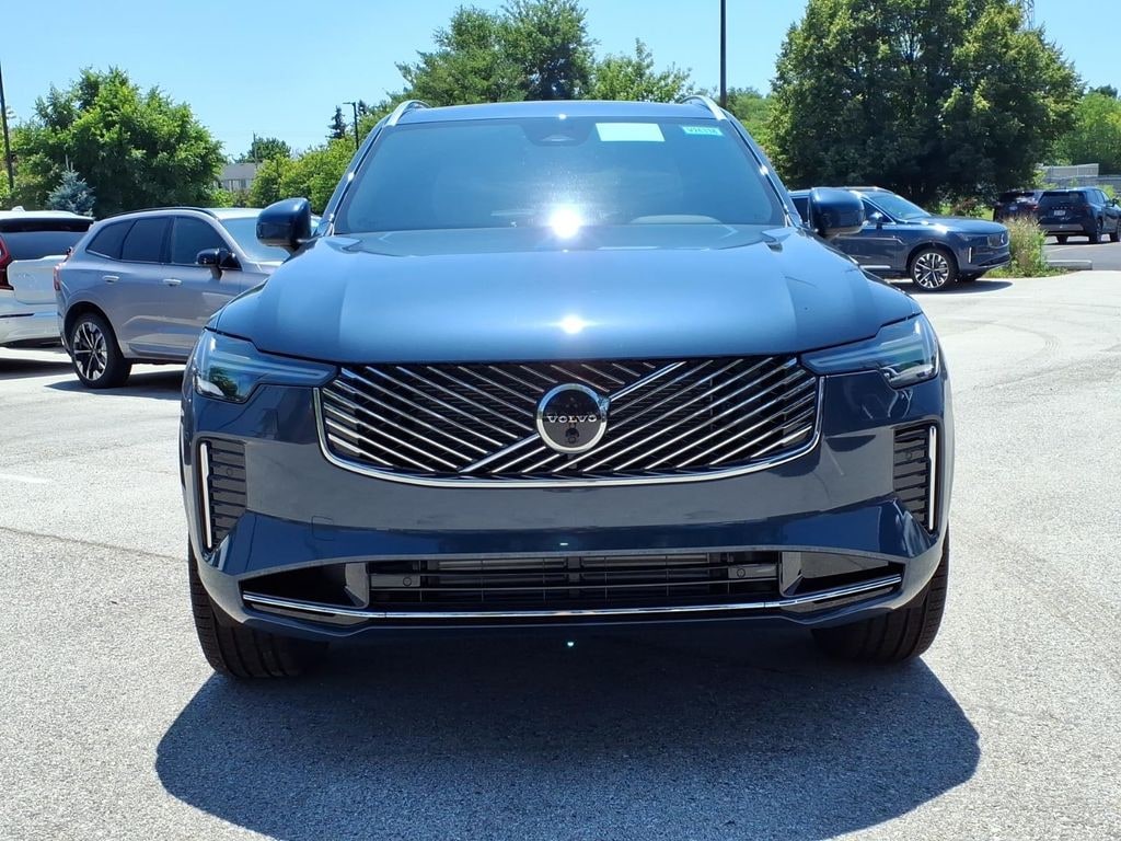 New 2026 Volvo XC90 plug-in hybrid T8 Plus 7-Seater SUV