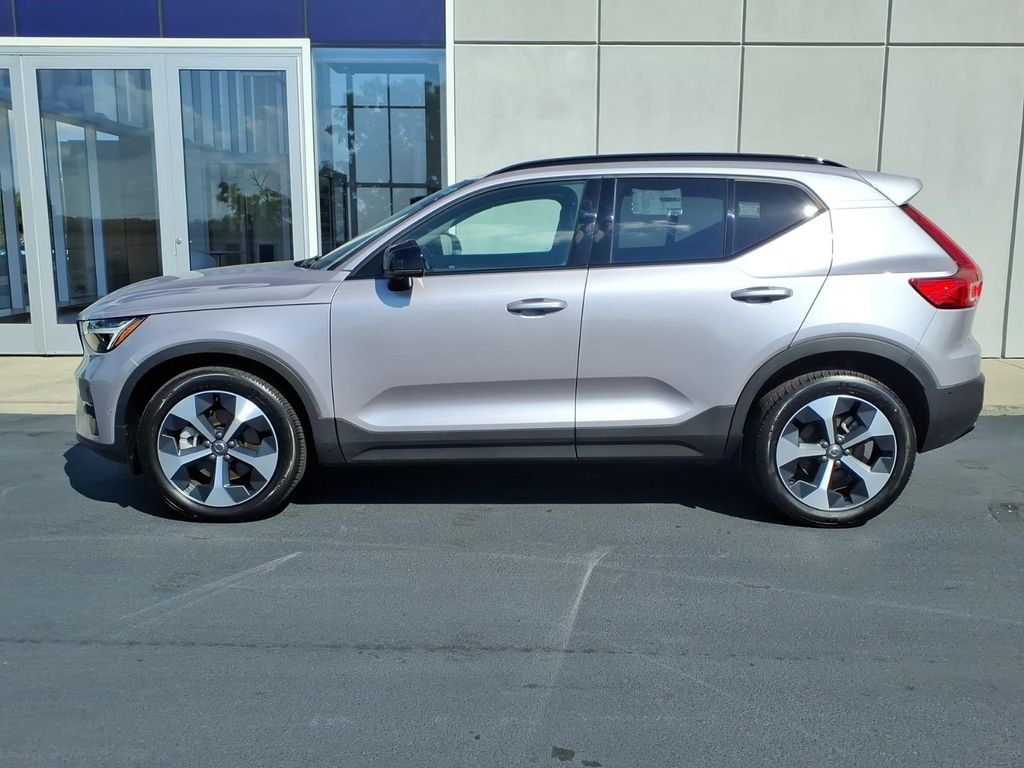 Certified 2026 Volvo XC40 B5 Plus SUV