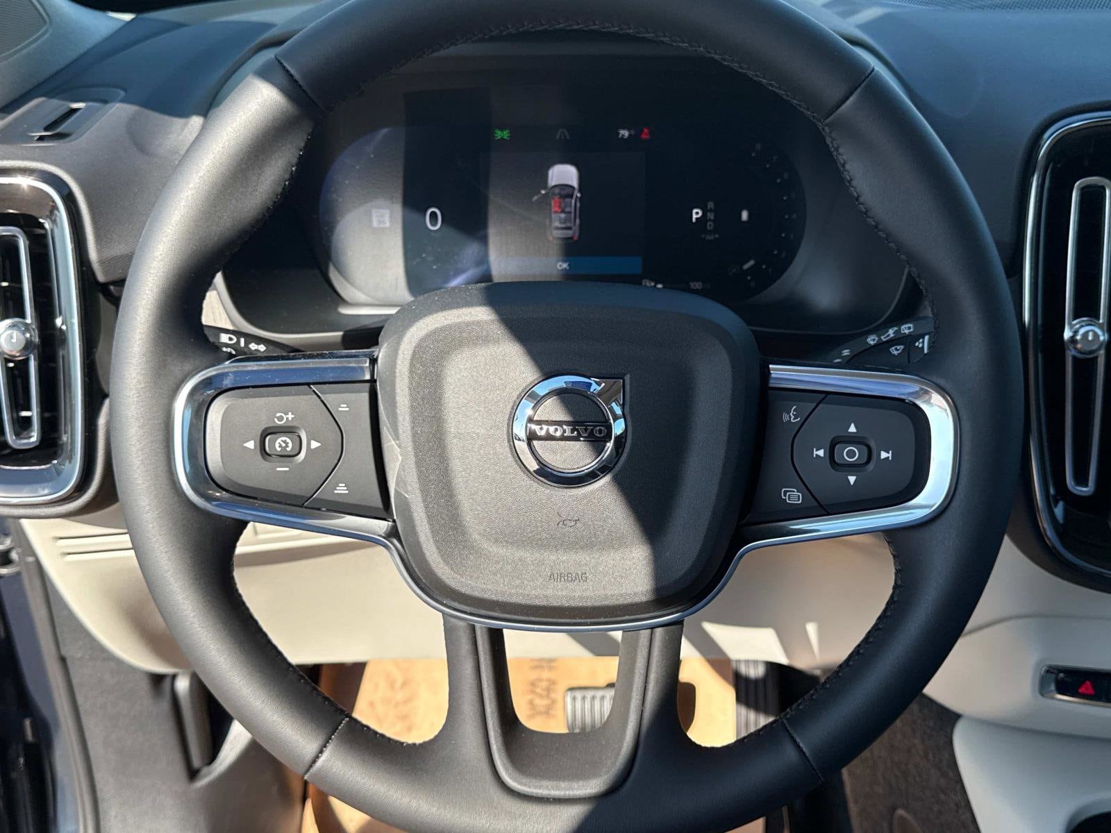 2026 Volvo XC40 Ultra - Photo 26