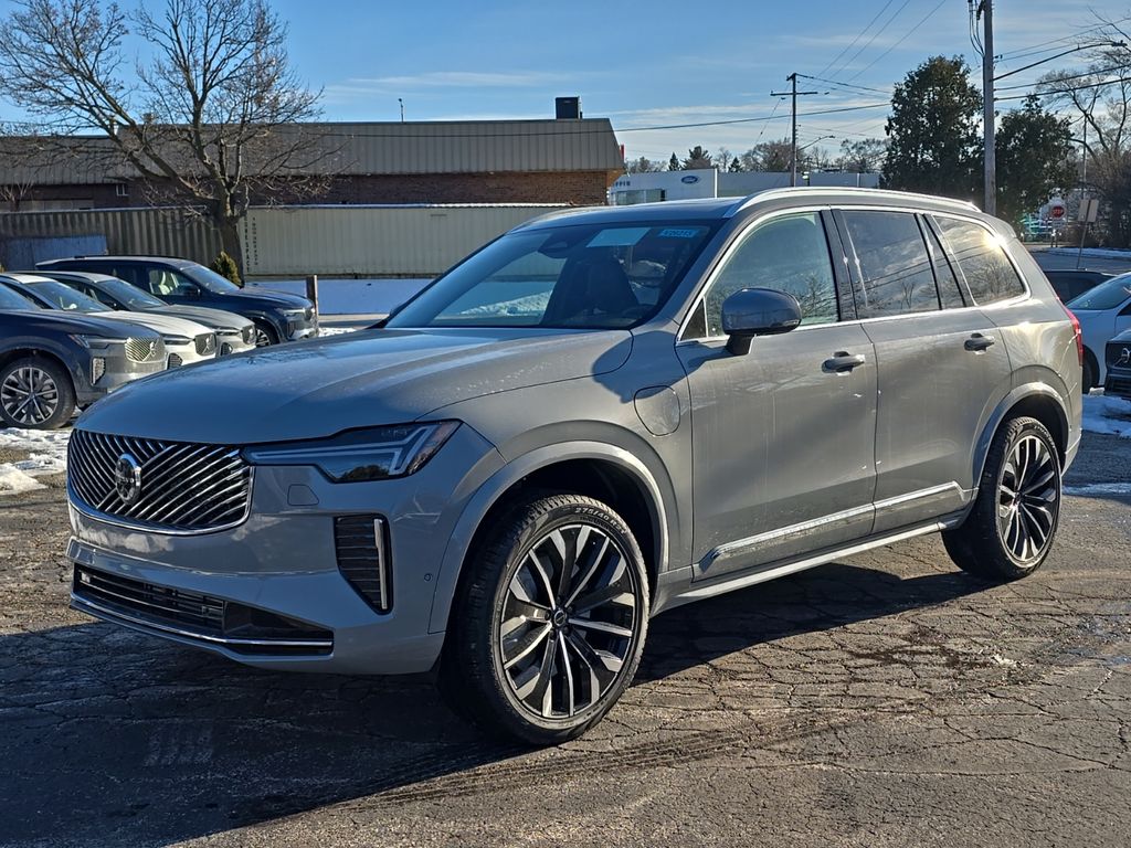 2026 Volvo XC90 T8 Recharge Plus Bright 7-Seat 4WD's photo