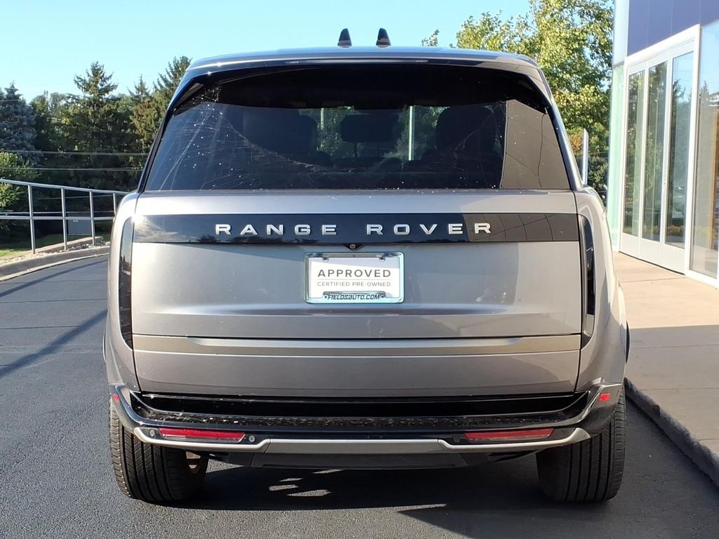 Used 2025 Land Rover Range Rover Plug-In Hybrid SE SUV