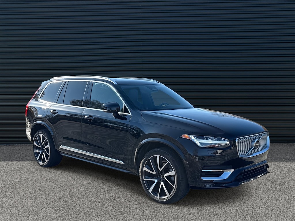 Certified 2023 Volvo XC90 Plus B6 AWD Plus 7P