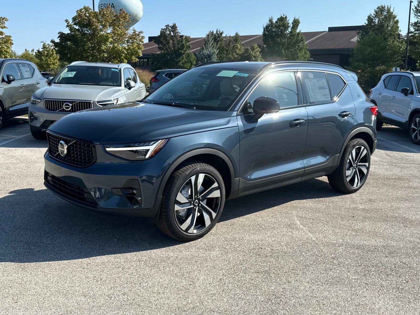 2026 Volvo XC40 Ultra's photo