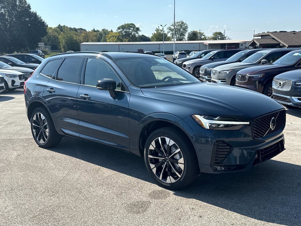 New 2026 Volvo XC60 B5 Plus SUV