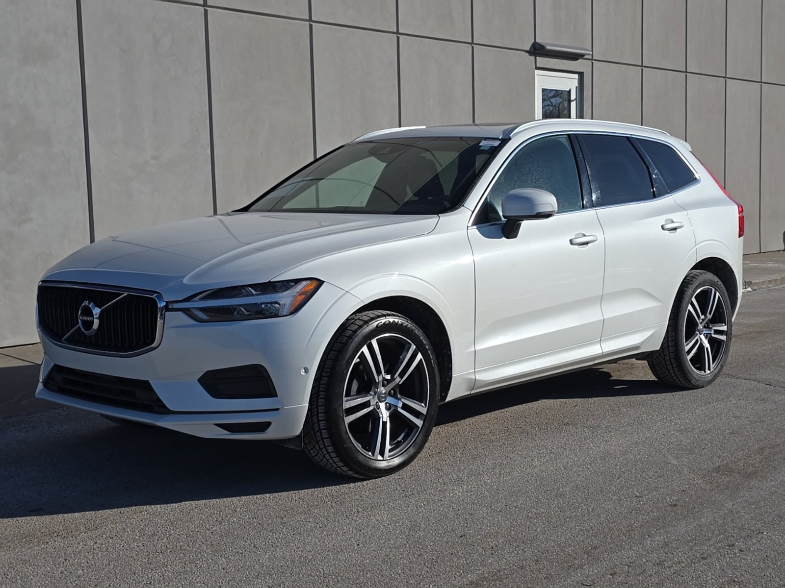 2018 Volvo XC60 Momentum