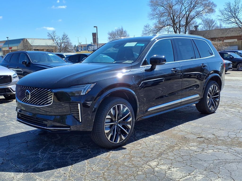 2026 Volvo XC90 T8 Recharge Ultra Bright 4WD's photo