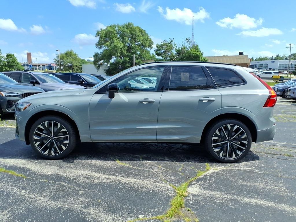 New 2026 Volvo XC60 B5 Ultra SUV