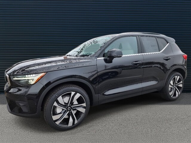Featured new 2025 Volvo XC40 Plus Bright Theme B5 AWD Plus Bright Theme for sale in Waukesha, WI