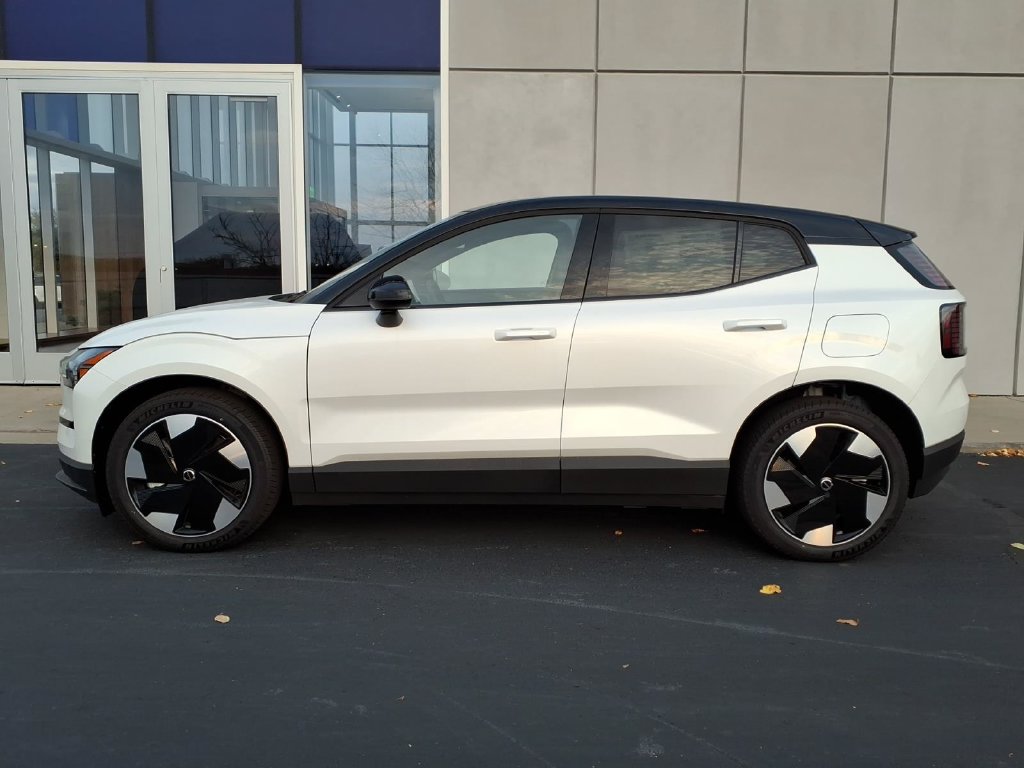New 2026 Volvo EX30 Twin Motor Plus SUV