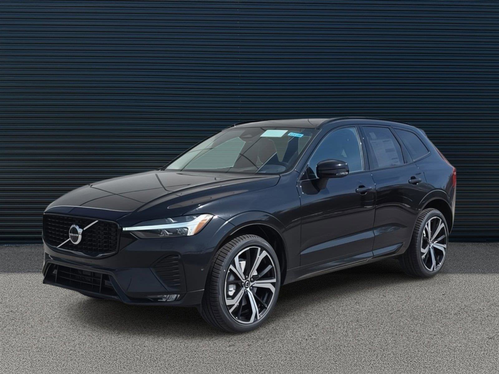 2025 Volvo XC60 Ultra's photo