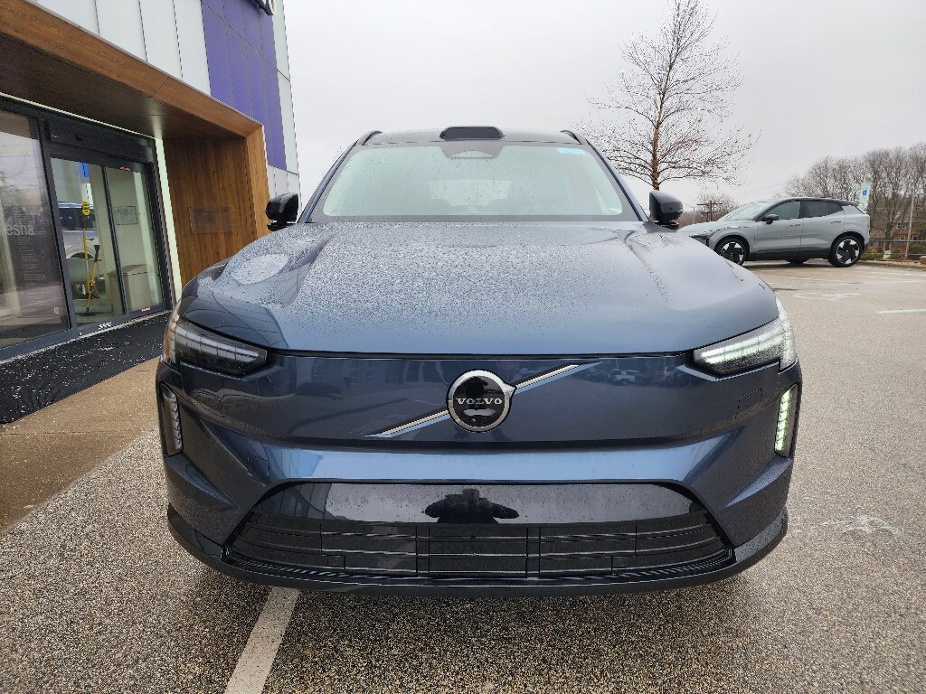 2025 Volvo EX90 Twin Motor Performance Ultra photo 2