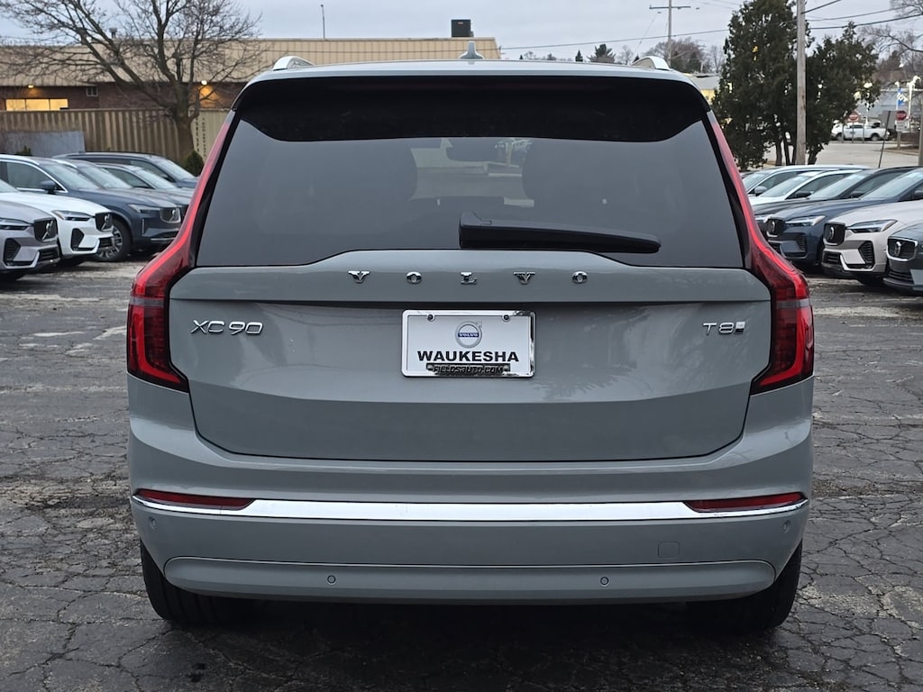 New 2026 Volvo XC90 plug-in hybrid T8 Plus 7-Seater SUV
