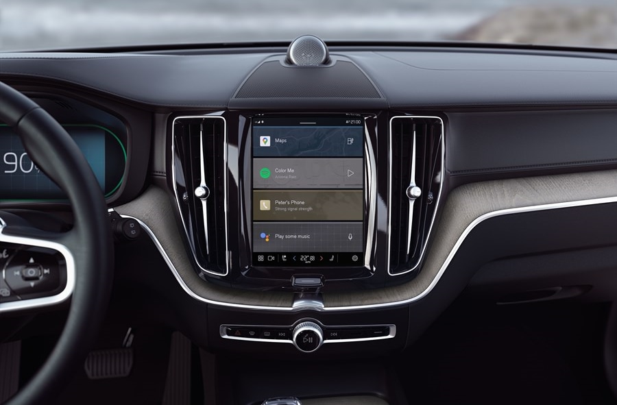 volv-xc60-tech-center.png