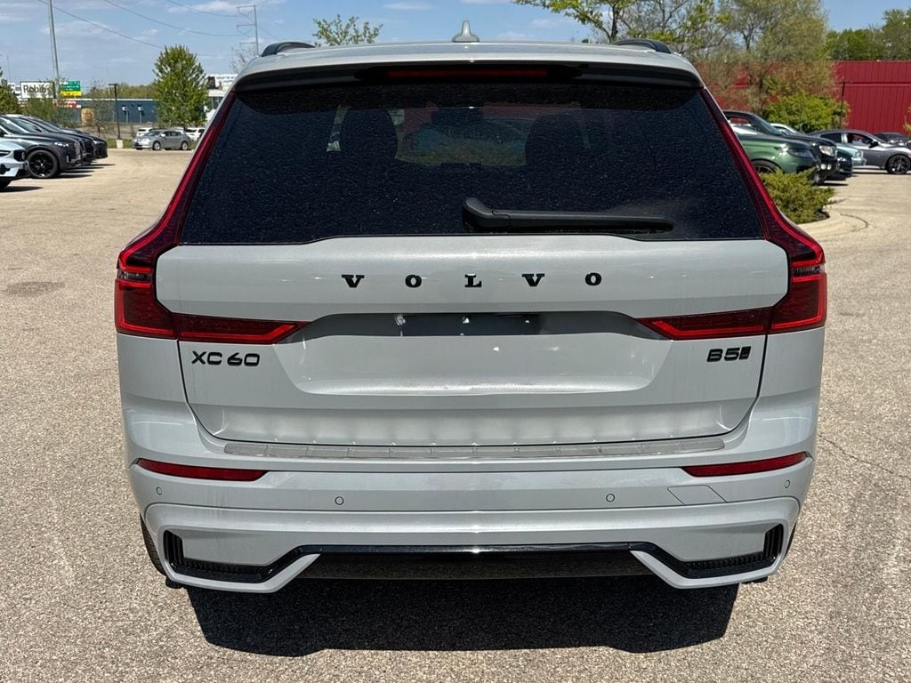 New 2026 Volvo XC60 B5 Ultra Black Edition SUV
