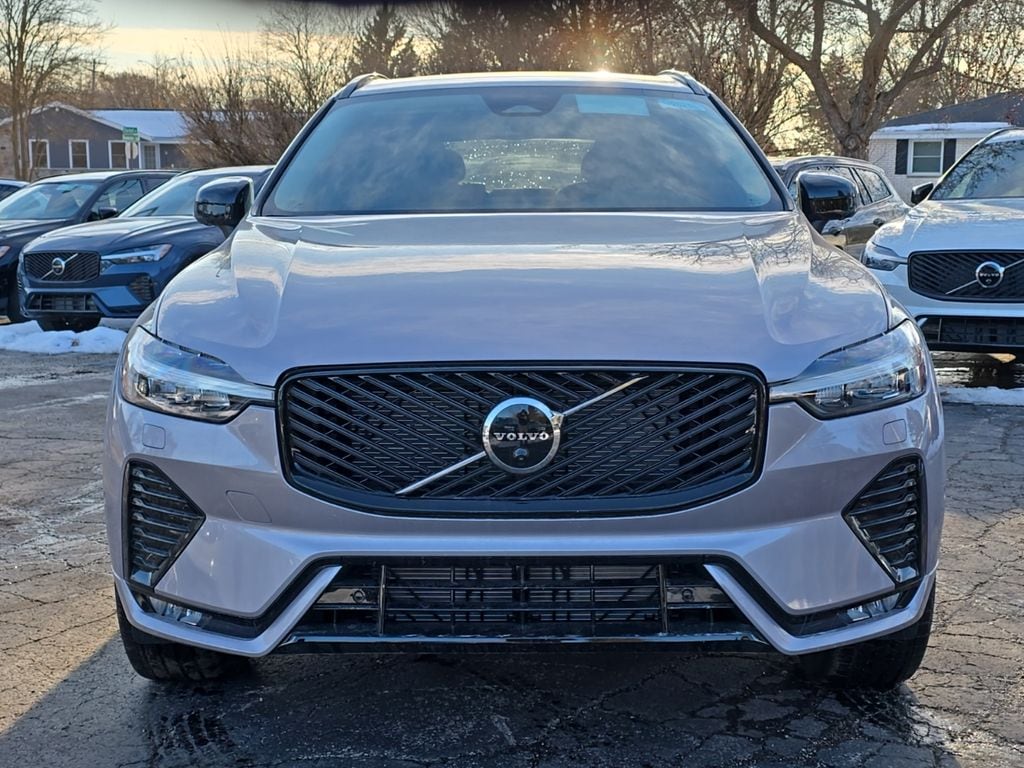 New 2026 Volvo XC60 B5 Plus SUV