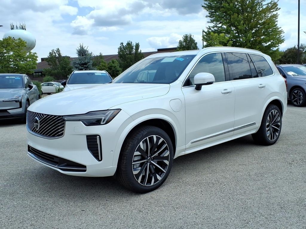 New 2026 Volvo XC90 plug-in hybrid T8 Plus 7-Seater SUV