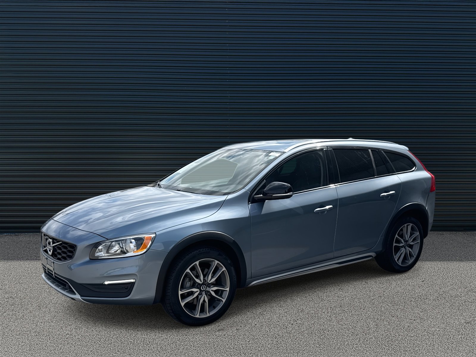 2018 Volvo V60