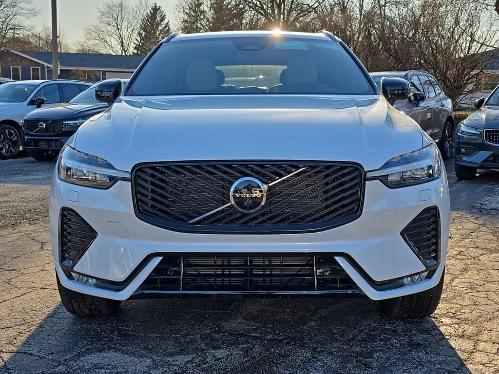 New 2026 Volvo XC60 B5 Plus SUV