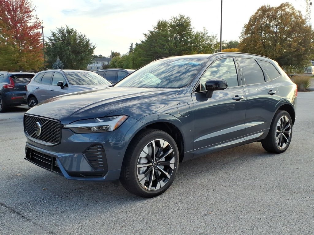 New 2027 Volvo XC60 Plus SUV