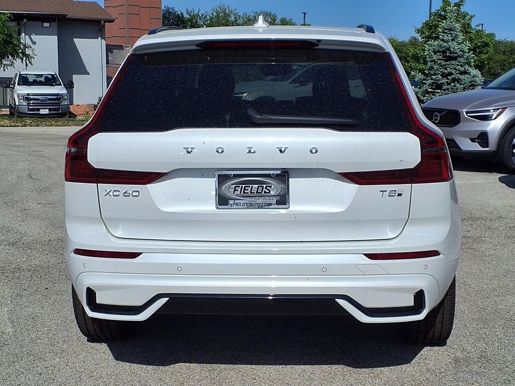 New 2026 Volvo XC60 plug-in hybrid T8 Plus SUV