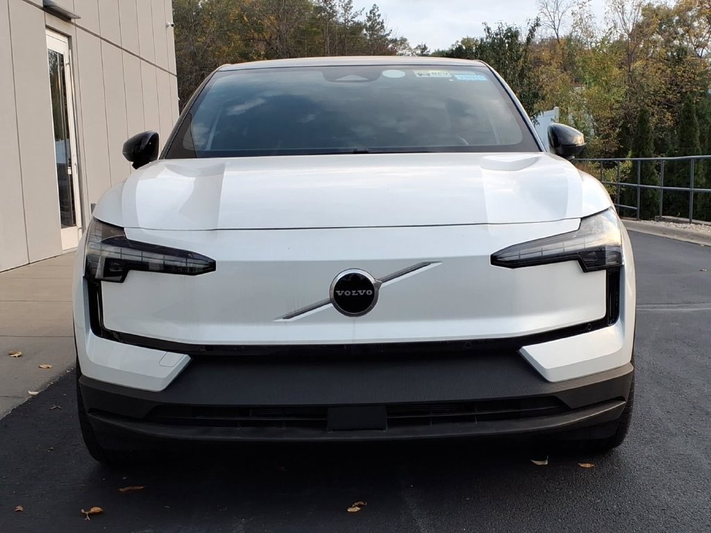 New 2026 Volvo EX30 Twin Motor Plus SUV
