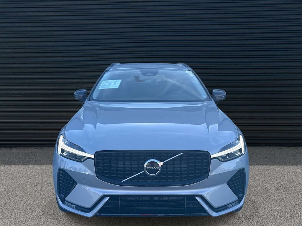 Certified 2024 Volvo XC60 Core Dark Theme B5 AWD Core Dark Theme