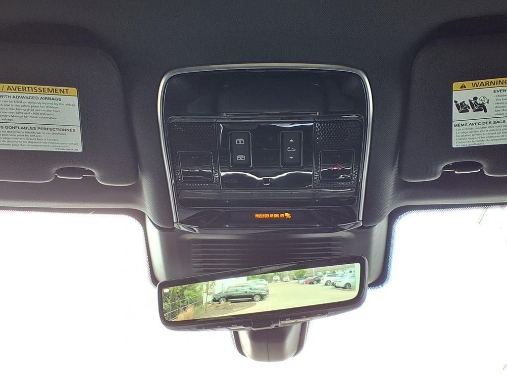 2023 Land Rover Range Rover SE - Photo 23