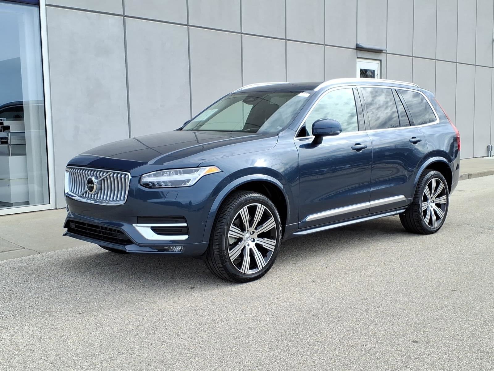 2024 Volvo XC90 B6 Ultimate Bright Theme 6-Passenger AWD