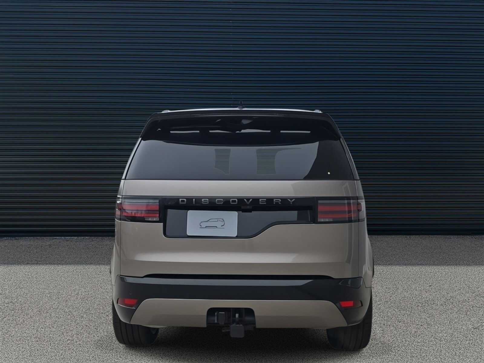 2025 Land Rover Discovery P300 Dynamic SE photo 3