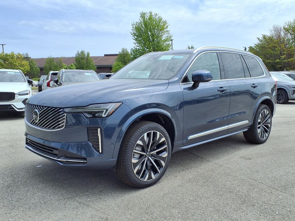 2026 Volvo XC90 B5 Plus Bright 4WD's photo