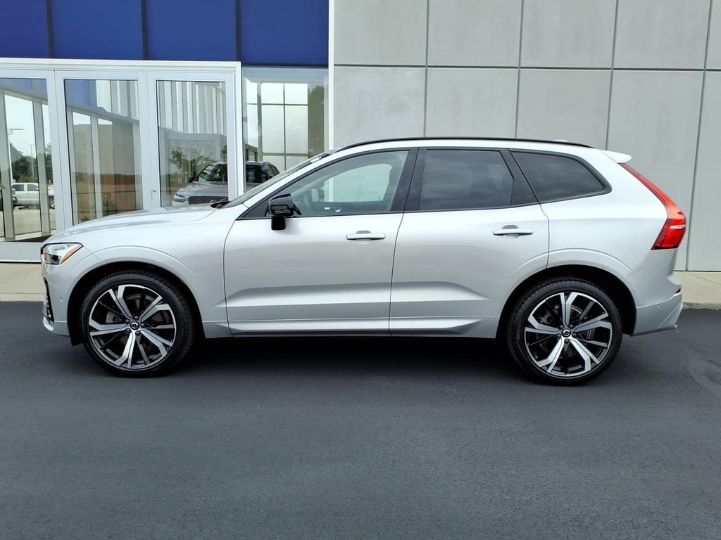 Certified 2023 Volvo XC60 B6 Ultimate Dark Theme SUV