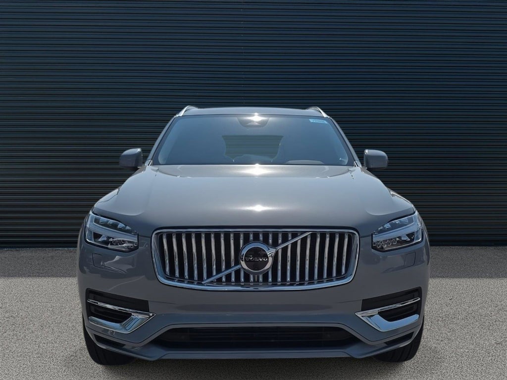 Used 2025 Volvo XC90 plug-in hybrid T8 Plus 7-Seater SUV