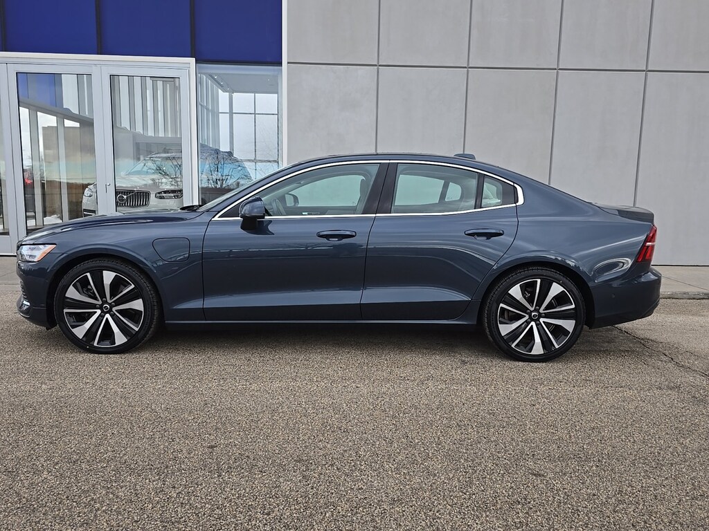 Certified 2023 Volvo S60 Recharge Plug-In Hybrid Ultimate Bright Theme T8 eAWD PHEV Ultimate Bright Theme