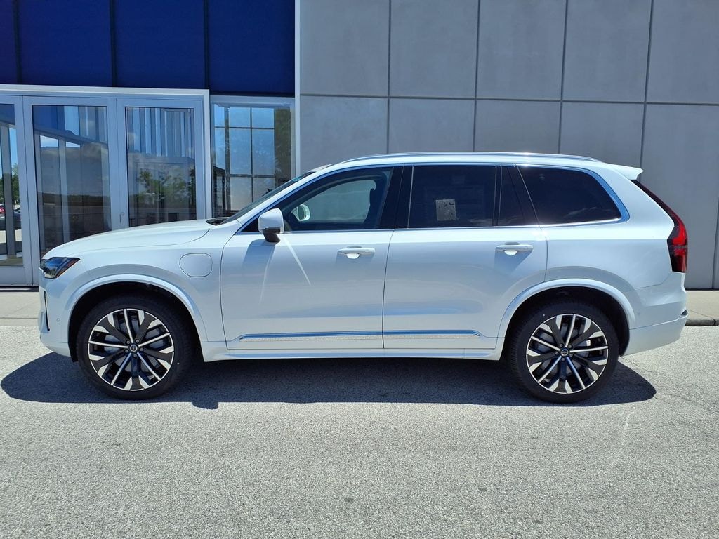 New 2026 Volvo XC90 plug-in hybrid T8 Plus 7-Seater SUV